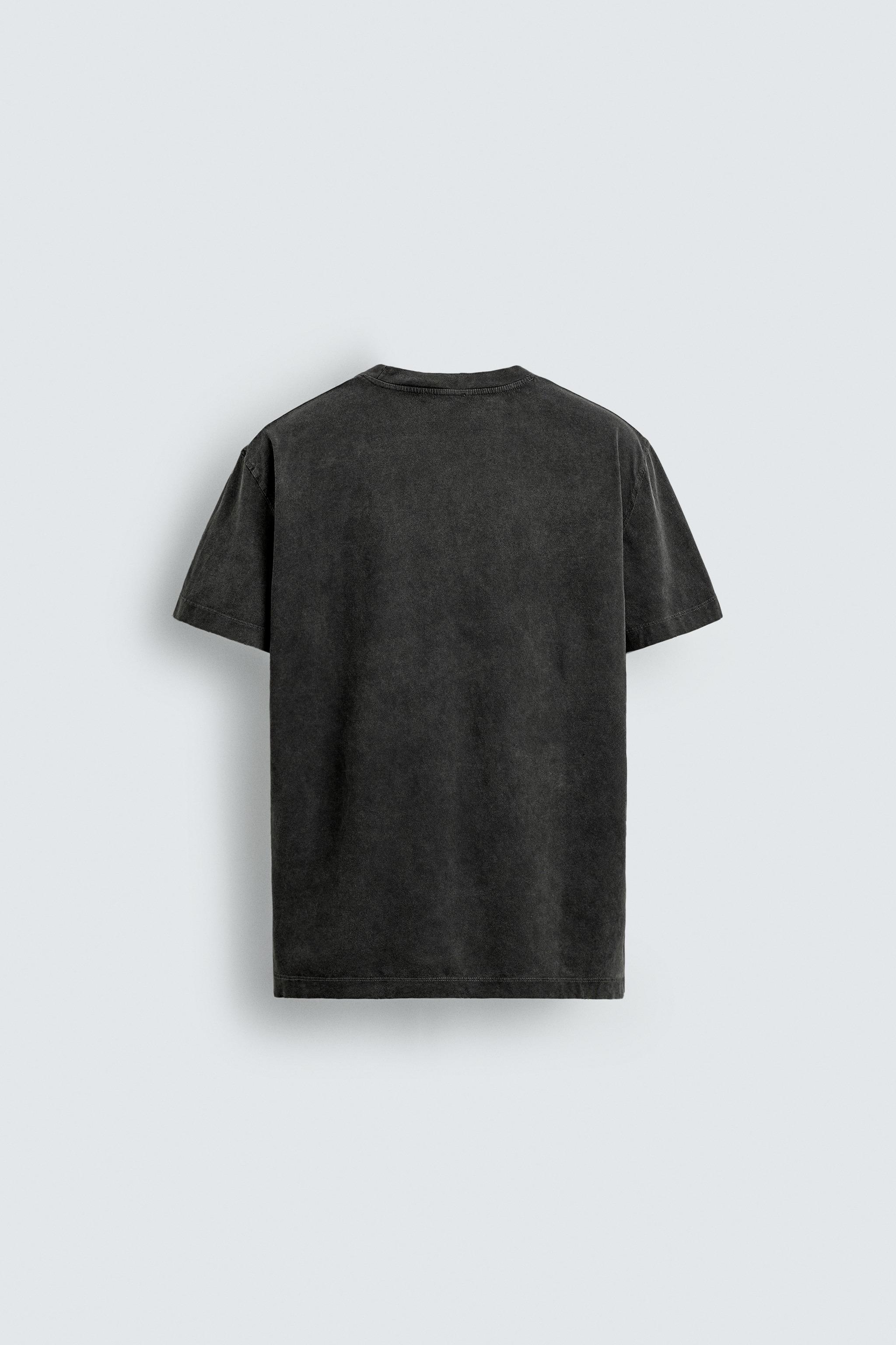 HEART PRINT T-SHIRT